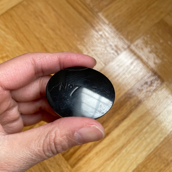 New but unsealed - No 7 Stayperfect eyeshadow single - brown/bronze - Picture 3 of 7